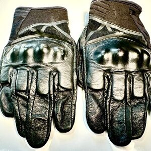 Gear hard, HWI knuckle tactical gloves